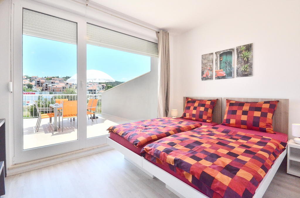 Bretia Apartments 수티반 객실 사진